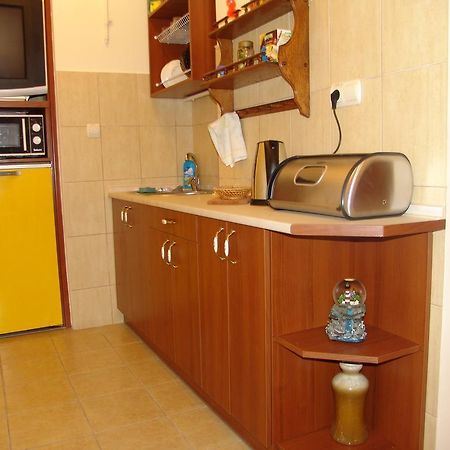 Niko Hostel Lviv Extérieur photo