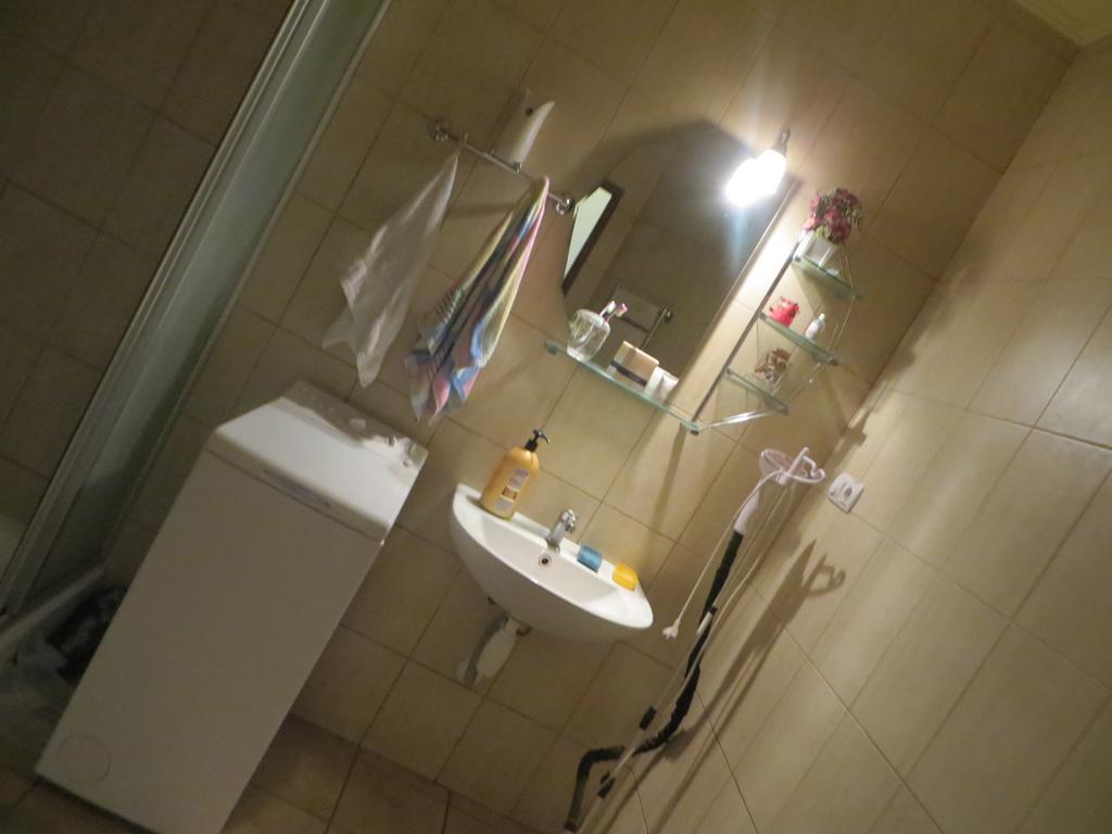 Niko Hostel Lviv Extérieur photo